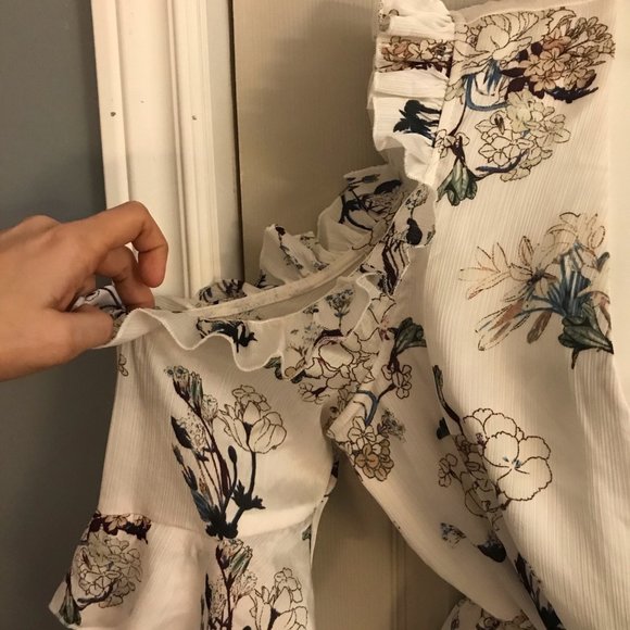 Missguided Floral Dress, Siize 8 - Picture 4 of 7